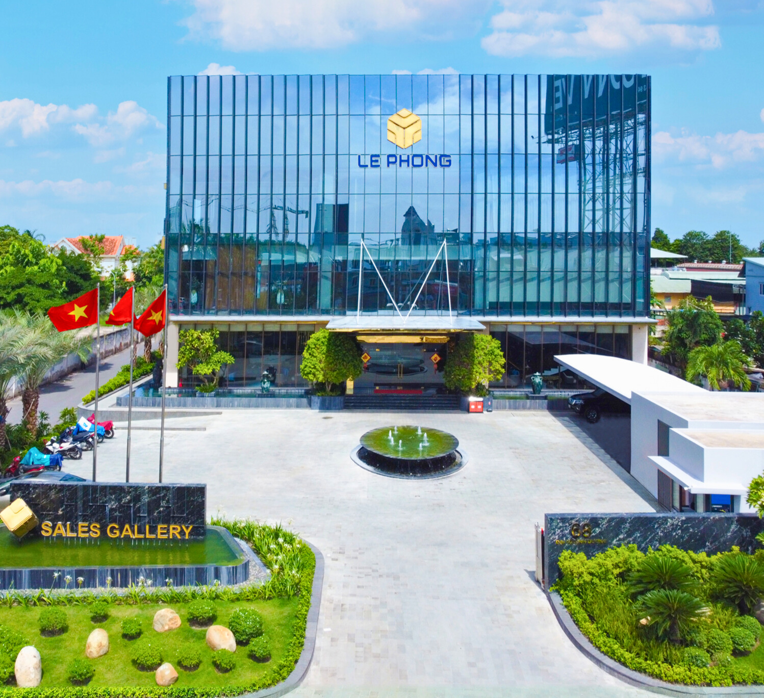 Tòa nhà làm việc của công ty Lê Phong.